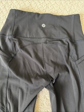 Lululemon All The Right Moves 23” size 4